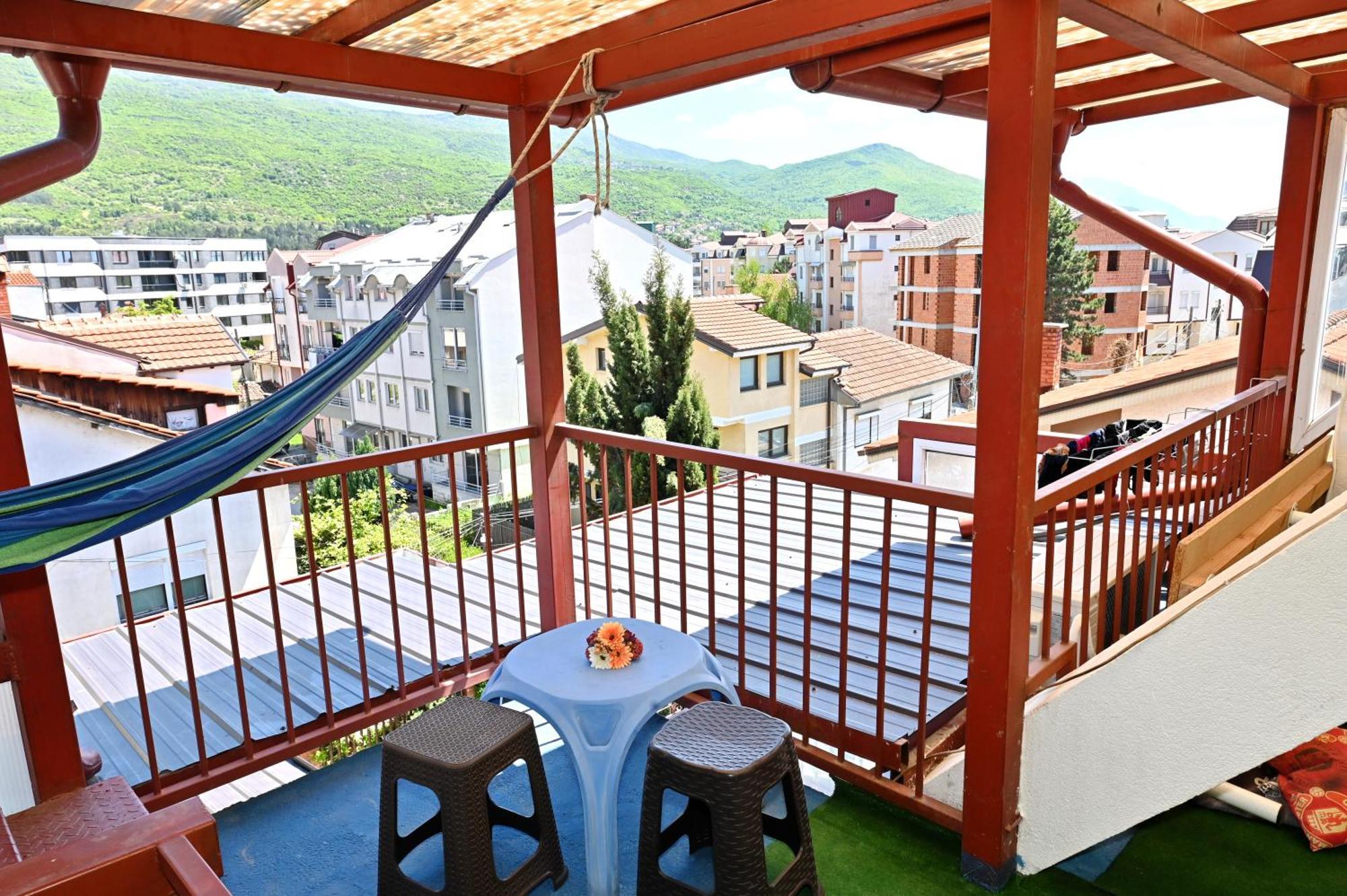Blue Lake Hostel Ohrid Exterior foto